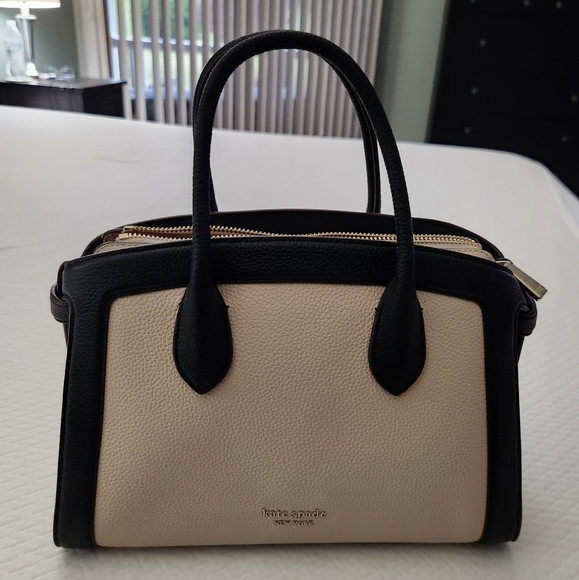 Kate Spade Knott Medium Zip Top Satchel - Picture 2 of 8